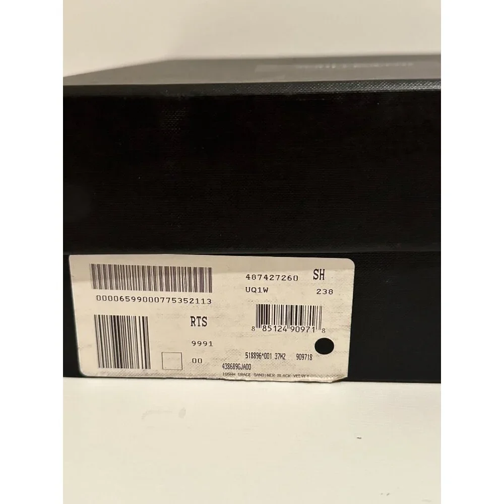 Saint Laurent Black Velvet Heels - Picture 6 of 8